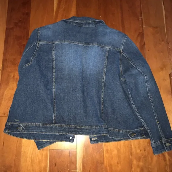 Tahari Jean Jacket NWT - Picture 5 of 7